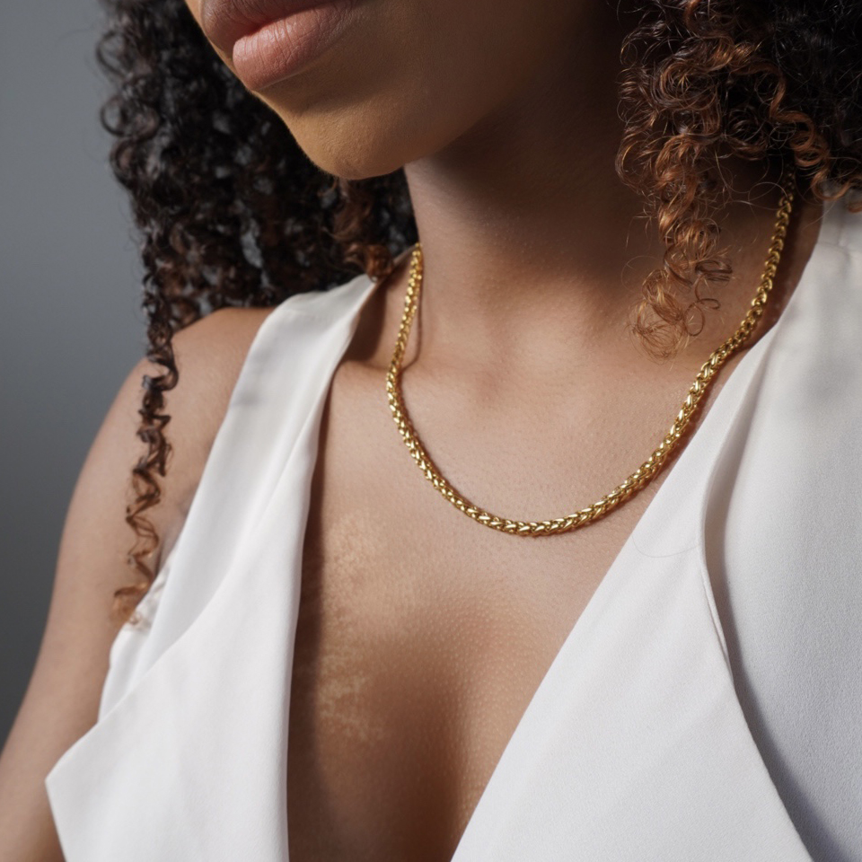 Delicate gold chain necklace 2025