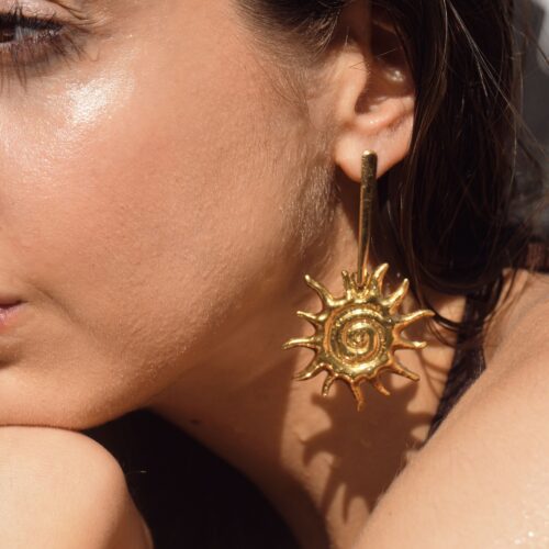 Gold Solar Studs